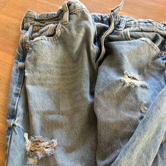 Gap Teens Wide Stride Classic Blue Distressed Jeans. - Picture 8 of 12